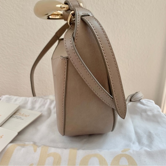 Chloe Kiss Bag in Motty Grey / Taupe with Gold Sculptural Hardware Small Bag - Picture 10 of 16